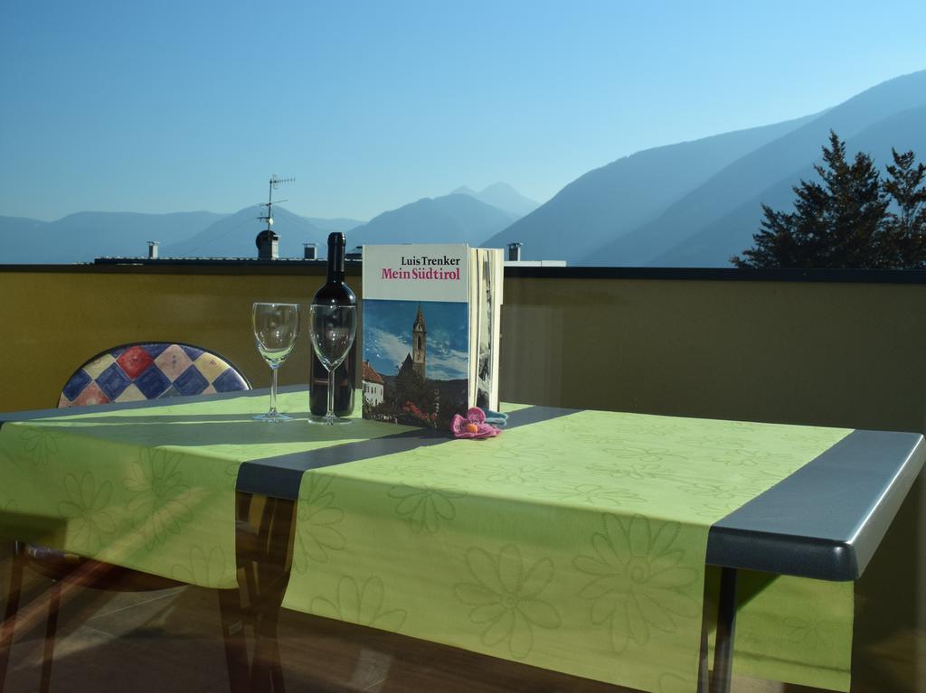 Residence Ladurn Dorf Tirol Exterior foto